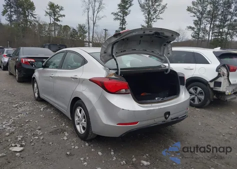 2015 Hyundai Elantra Se z USA, uszkodzony, nr VIN 5NPDH4AE2FH632943